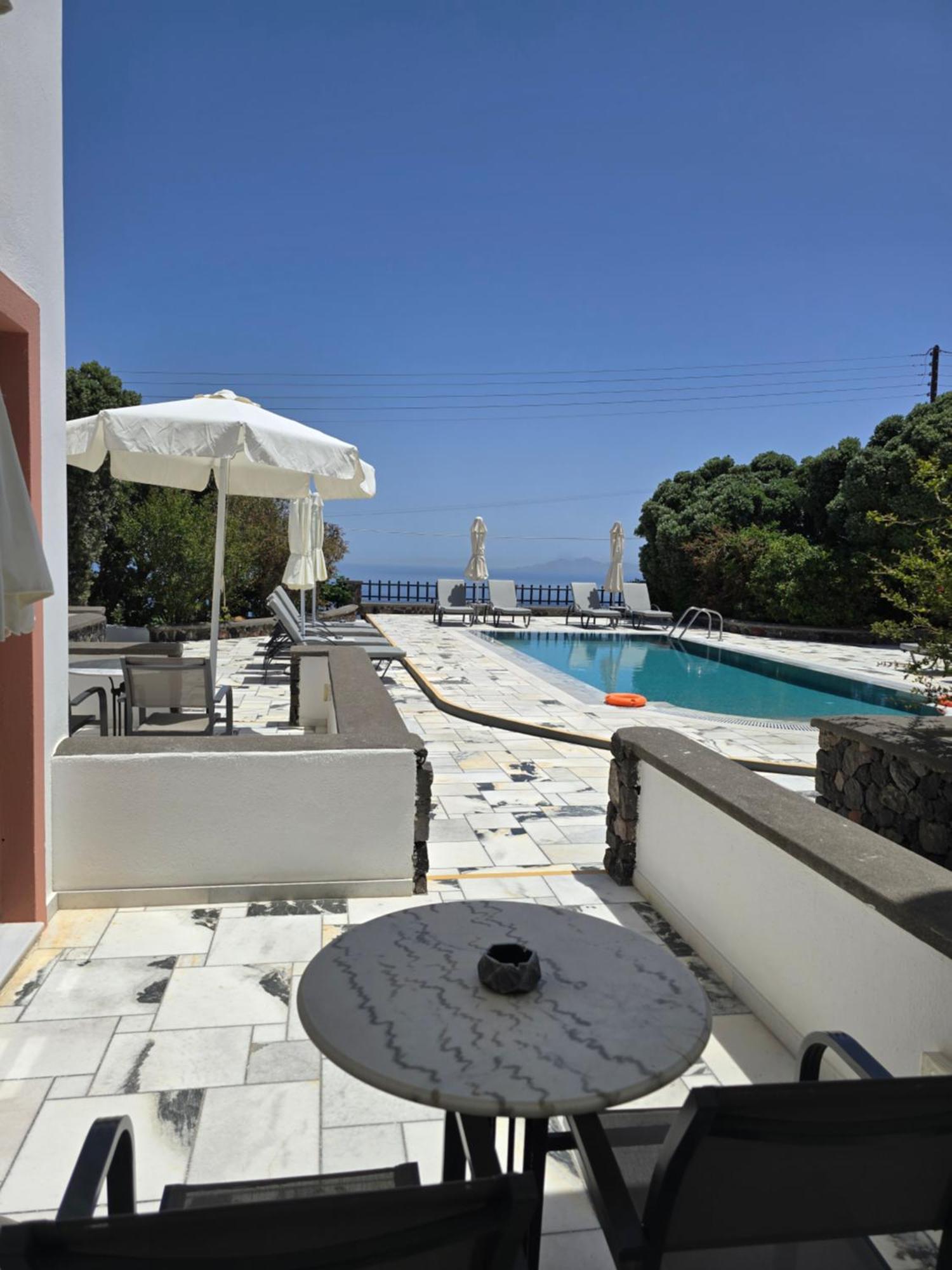 Anthonas Apartments Imerovigli  Exterior photo